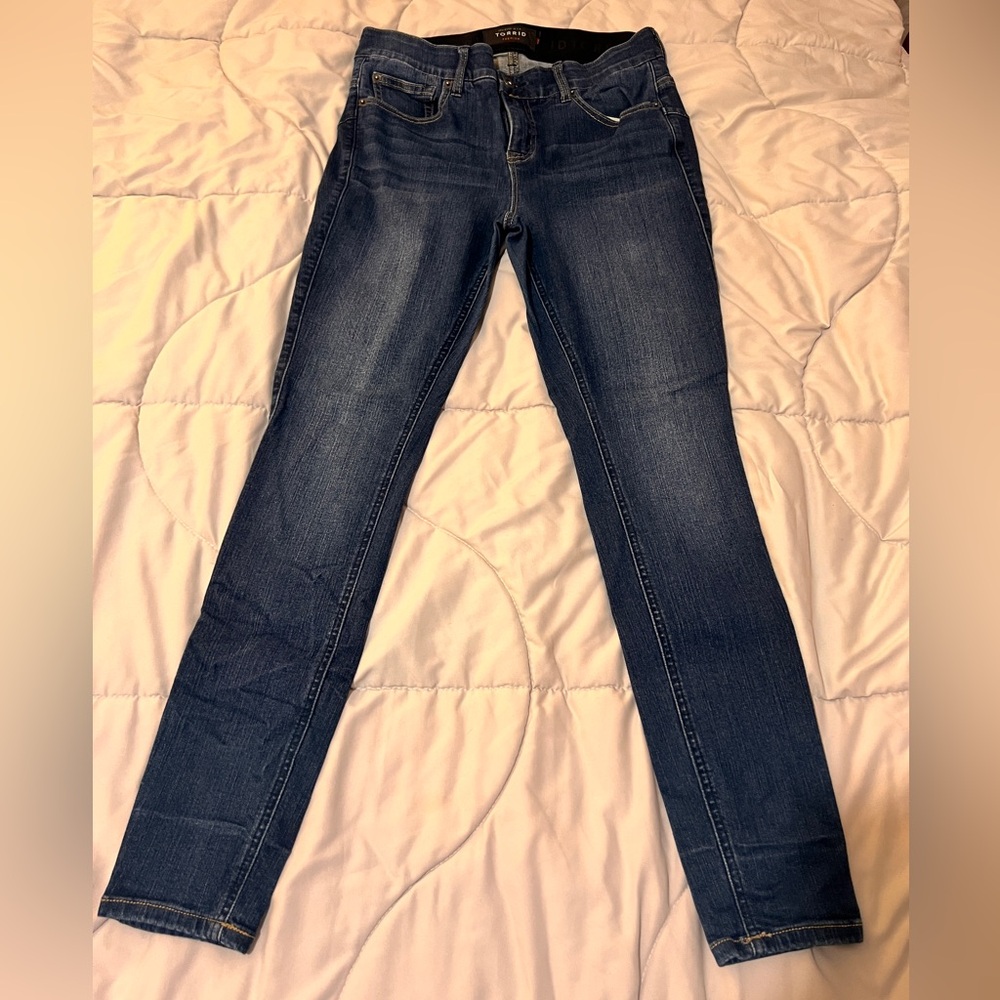 Torrid Bombshell Skinny